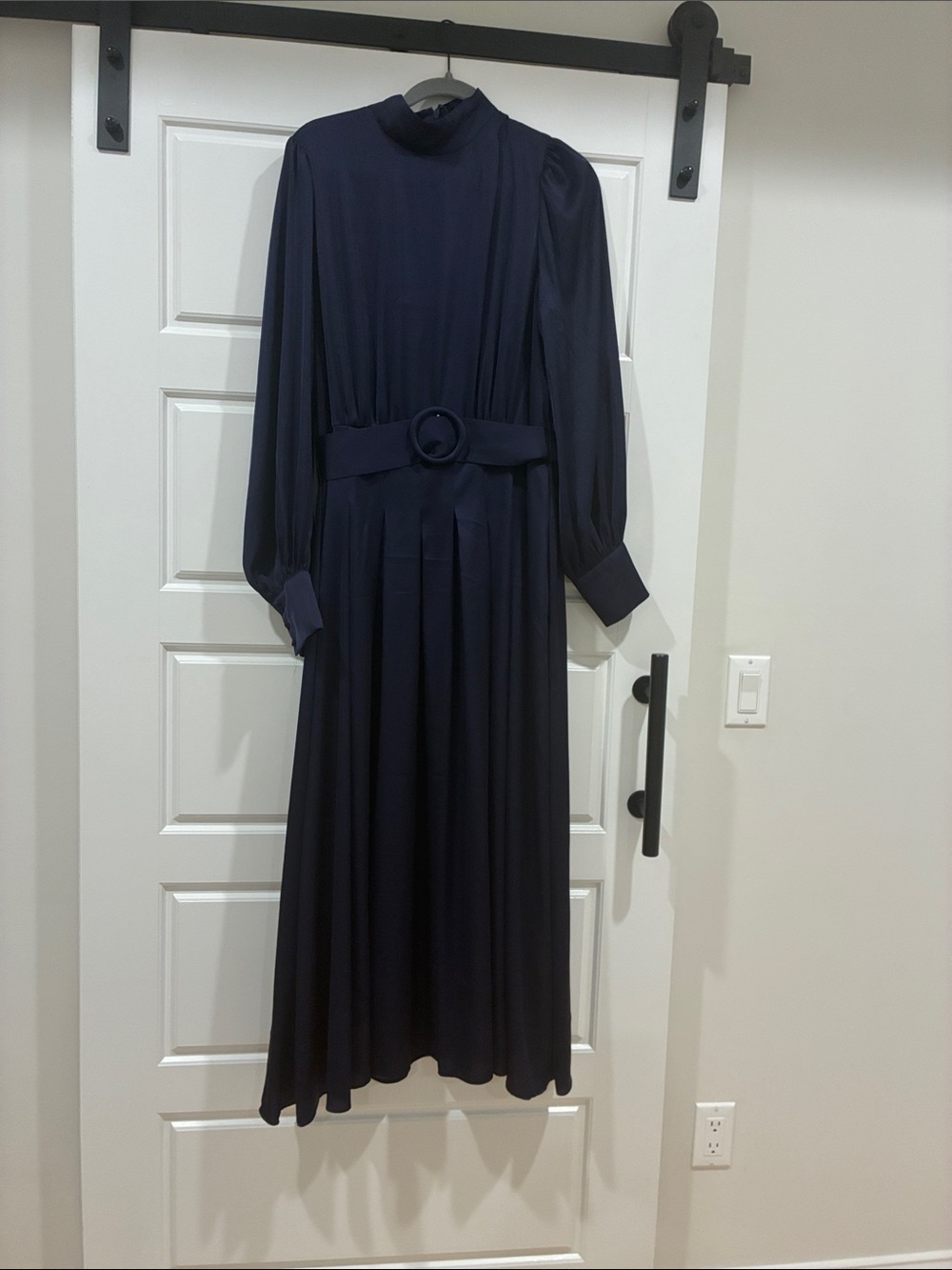 Alexia Admor Navy Long-Sleeve Belted Maxi Dress